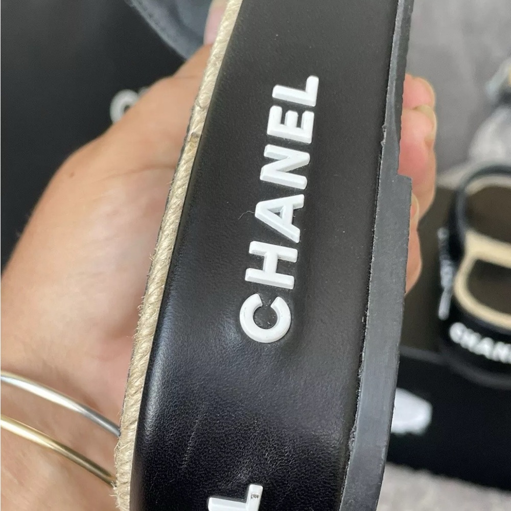 Chanel Black Quilted Slides size 40 - Picture 15 of 16